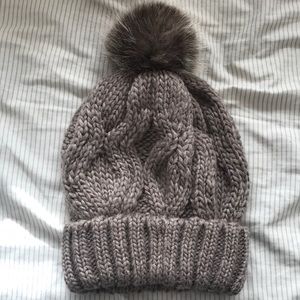 H&M taupe cable knit beanie with faux fur pom